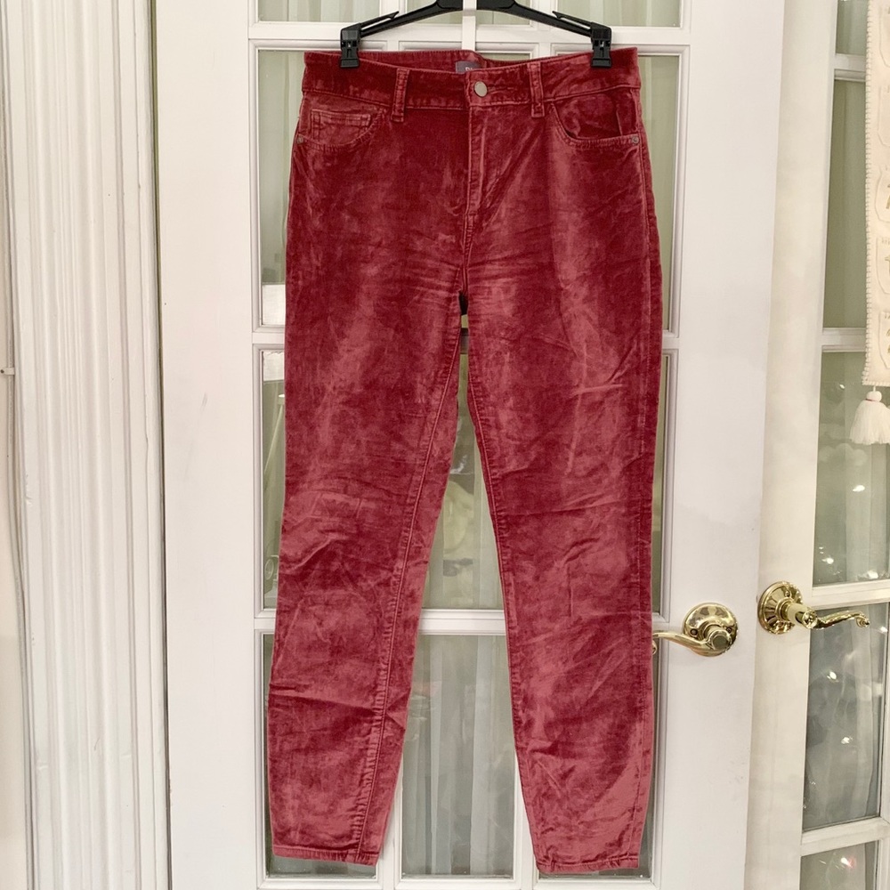 DL1961 Margaux Velvet Jeans in Fervid - Size 28
